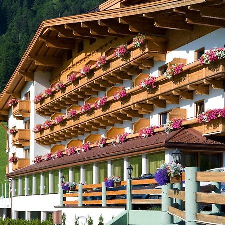 Hotel Bergland Pertisau Luaran gambar